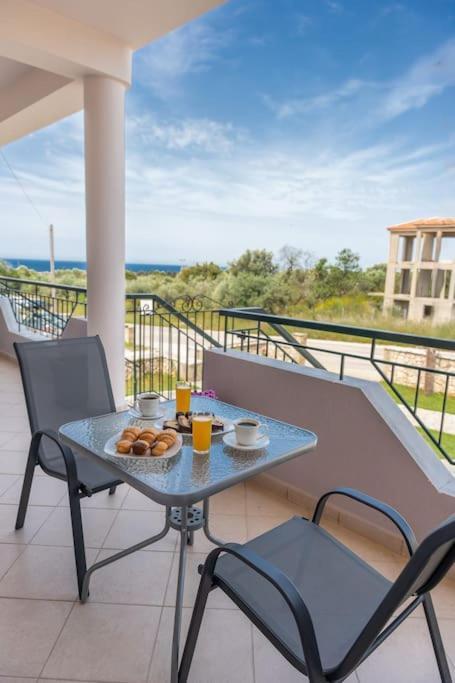 Апартаменты Spiros House Свороната Экстерьер фото