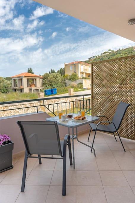 Апартаменты Spiros House Свороната Экстерьер фото