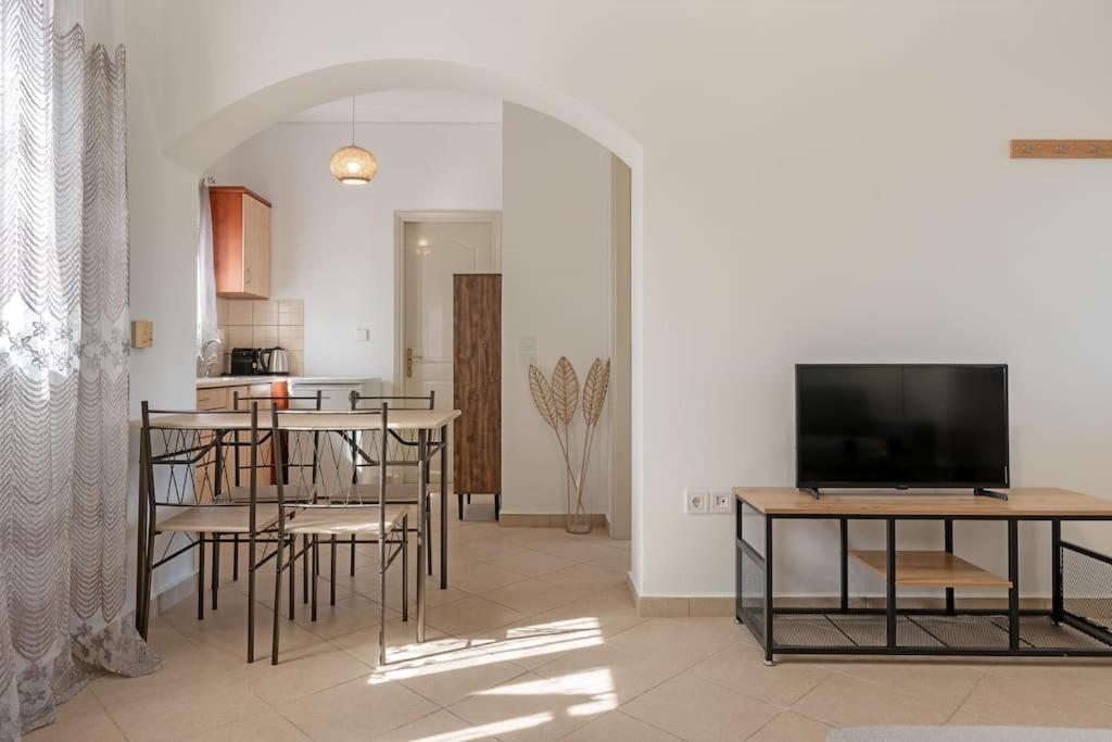 Апартаменты Spiros House Свороната Экстерьер фото