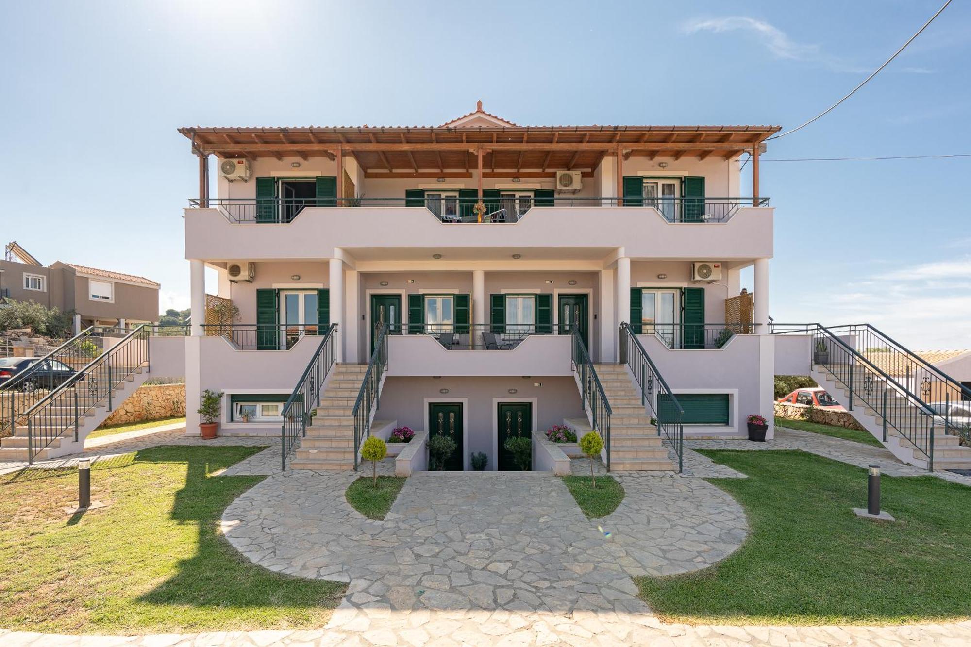 Апартаменты Spiros House Свороната Экстерьер фото