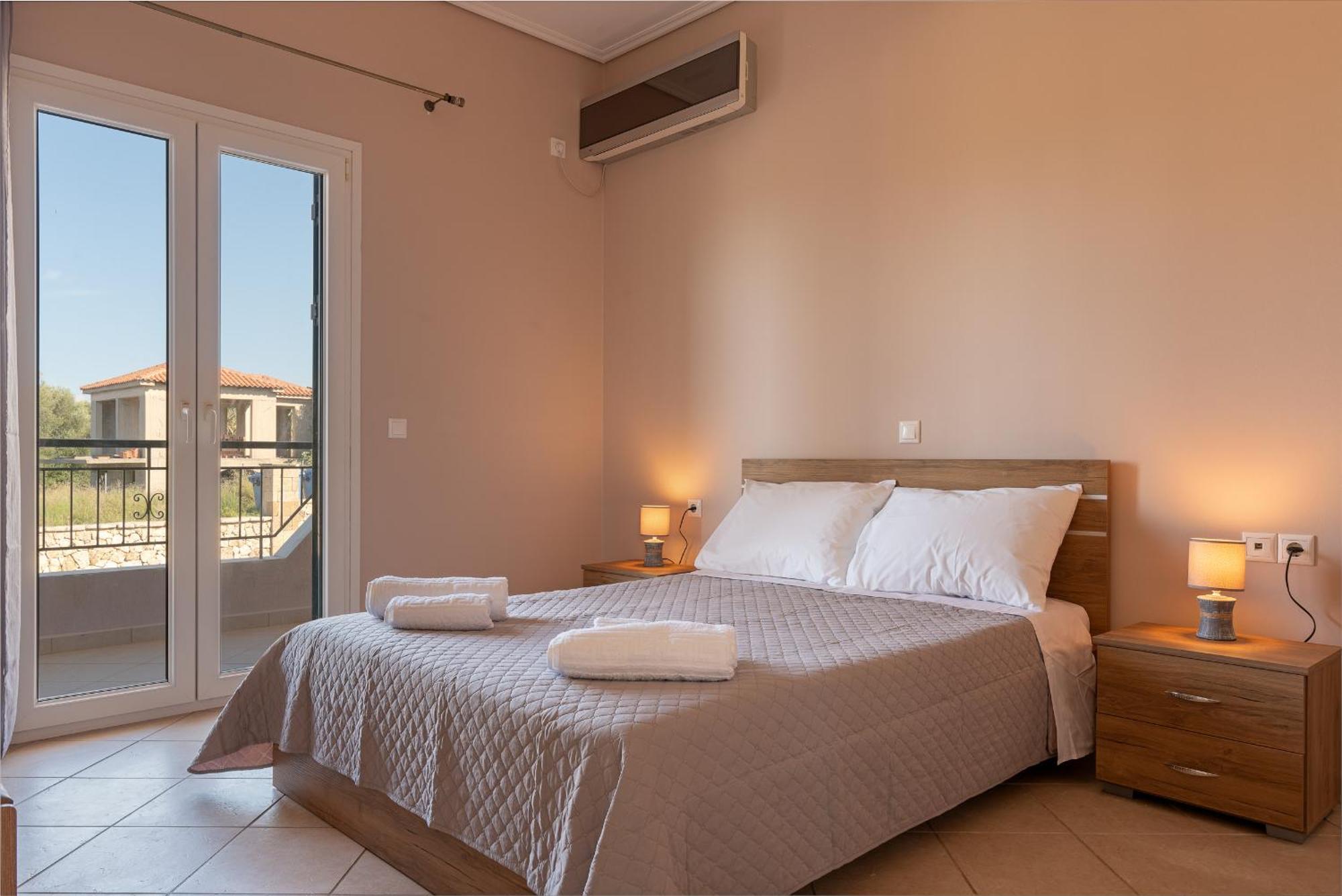 Апартаменты Spiros House Свороната Экстерьер фото
